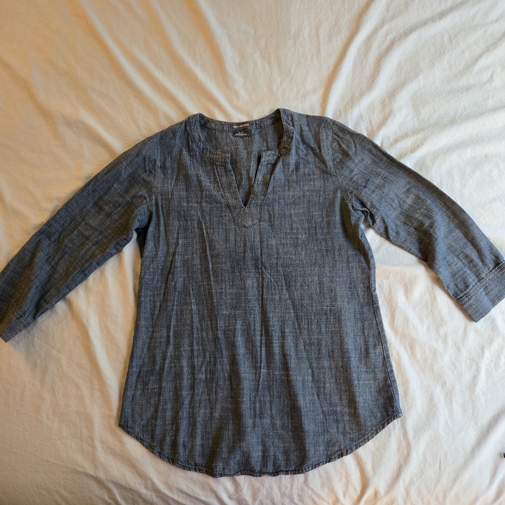 Van Heusen sz S 100% Cotton chambray lightweight blue summer top